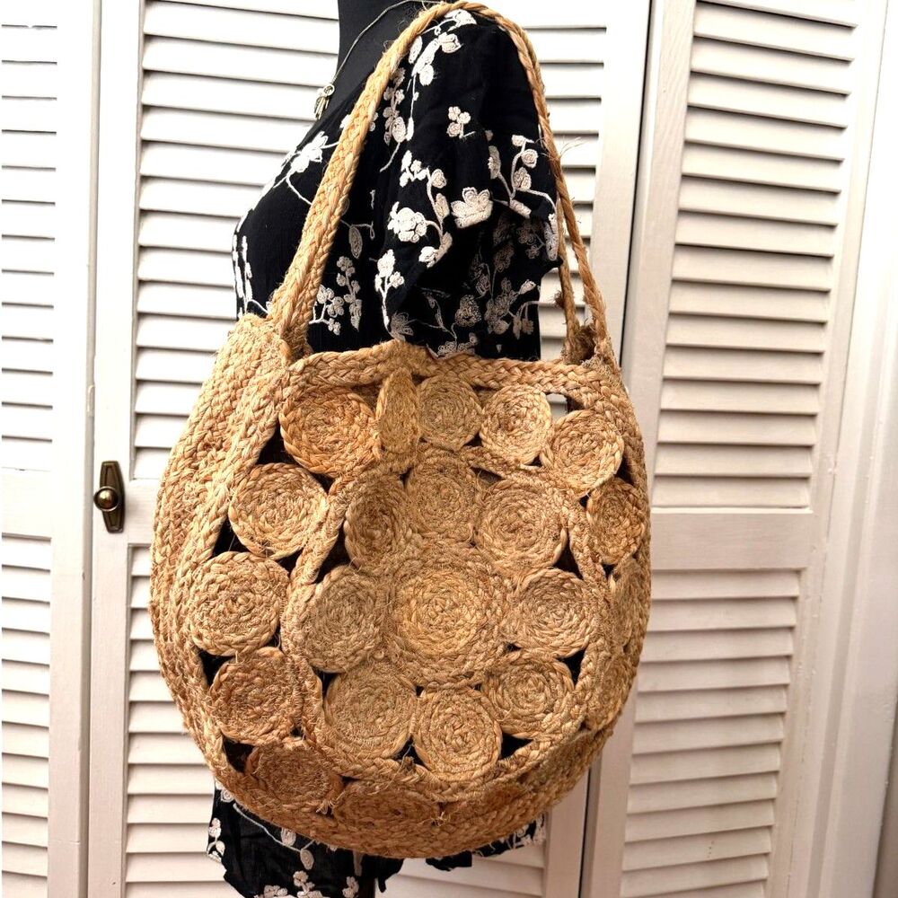 Mango Women's Large Round Seashell Woven Jute Tote Bag Boho Beach Coastal